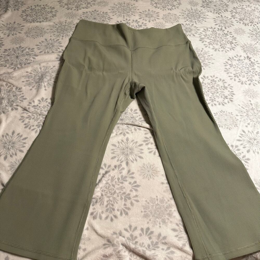 Athleta Elation Rib Crop Flare Legging 3x Sage Green - Picture 4 of 5